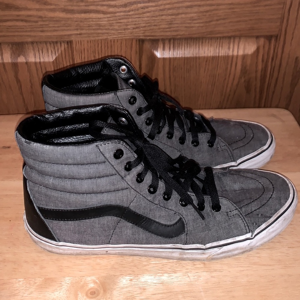 Vans Off The Wall Gray High Tops Size 10 1/2 used but no tears all cleanable.